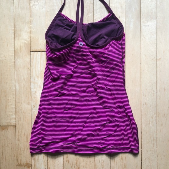 Lululemon tank. Size 4 - Picture 3 of 3